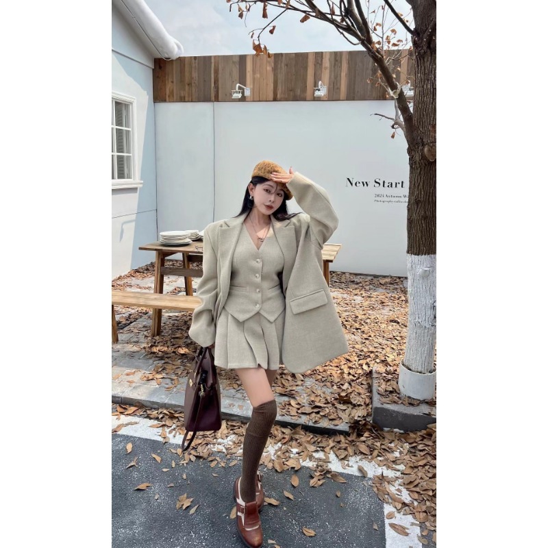 Shpmishal Set Tre Pezzi di Alt - Winter Clothing Ladies recensione e prezzo